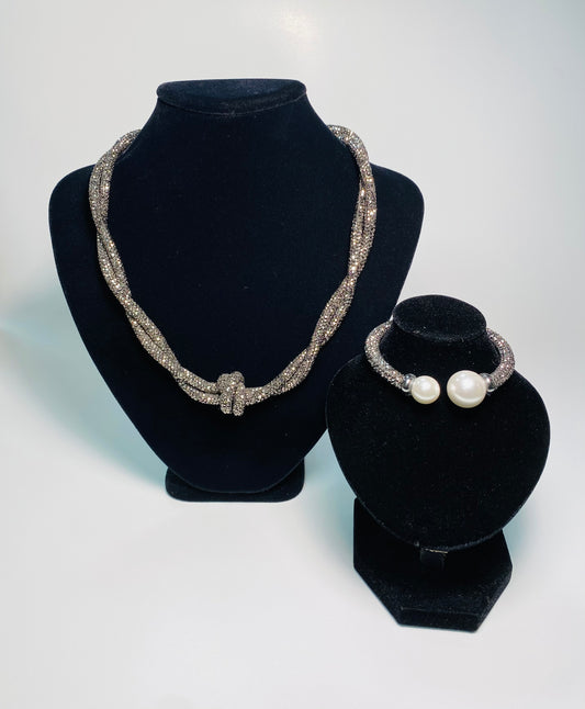 Shimmer Twist Know Necklace (Pewter)